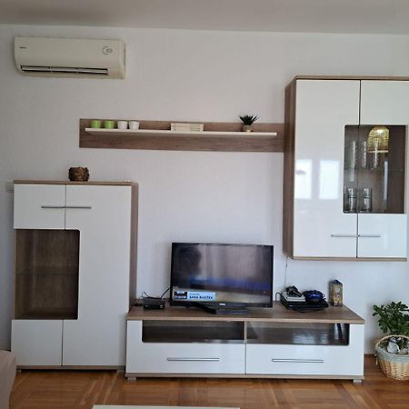 Apartment Slava - Close To The Mall Сплит Екстериор снимка